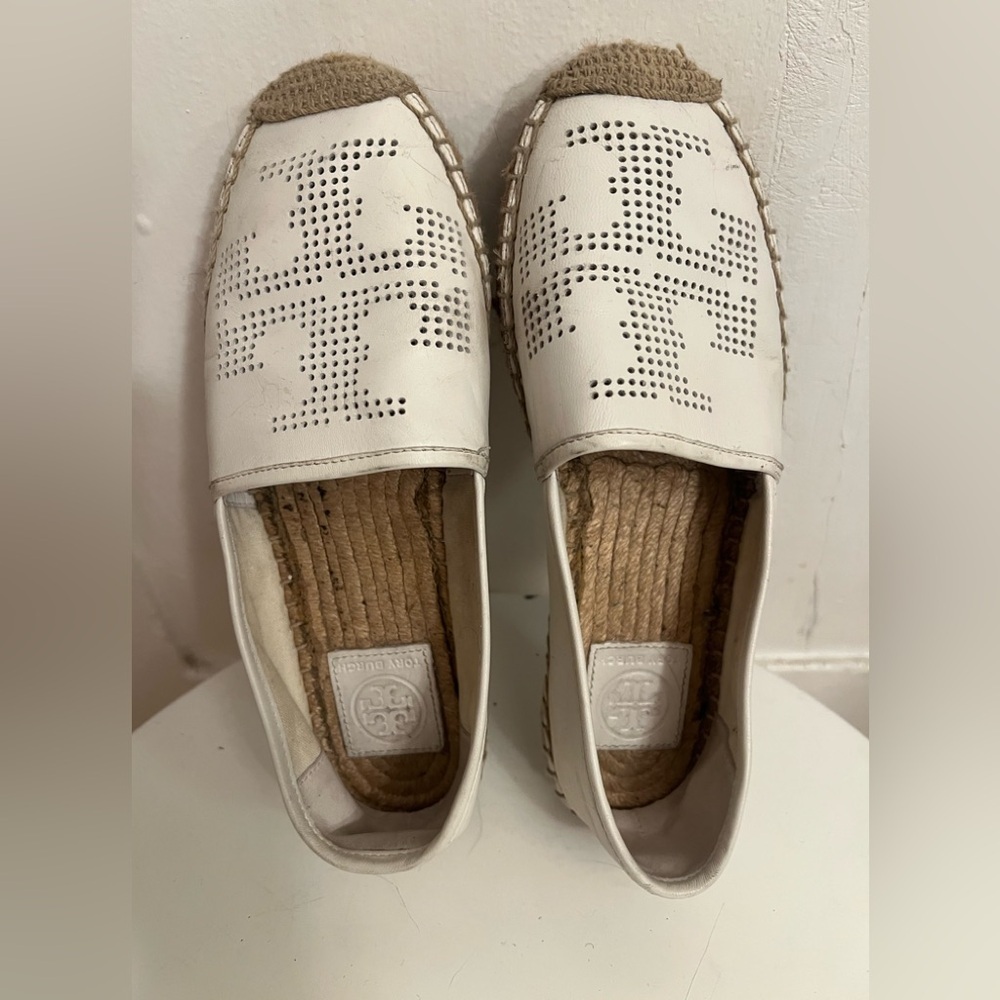 Tory Burch Cream/white ish  Espadrilles 
Size 7